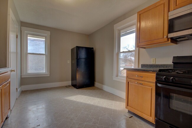 Photo - SL NOR1930 Apartment Unit upper