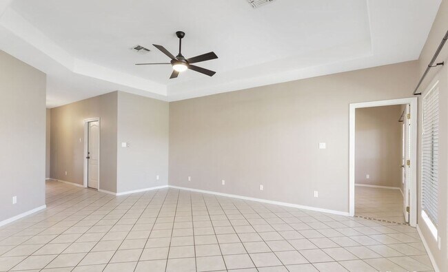 Photo - 15 Torrey Pines Dr