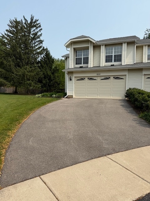 Building Photo - 600 Sturnbridge Ln Rental