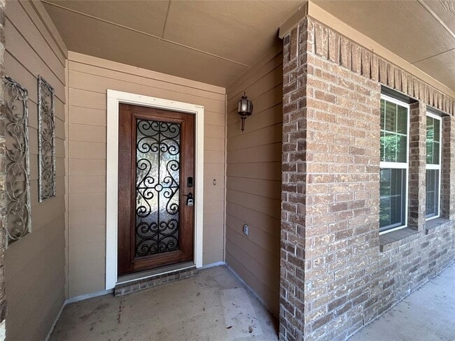 Photo - 180 Mystic Hollow