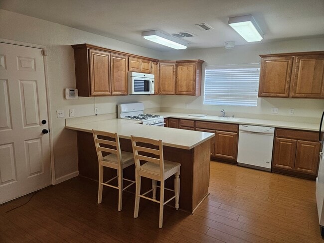 Photo - 3 Bedroom Home Located in Mohave Highlands