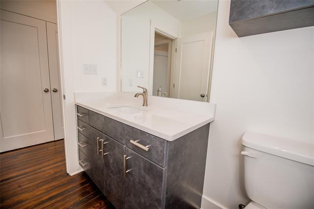 Photo - 110 W Knox St Unit 202