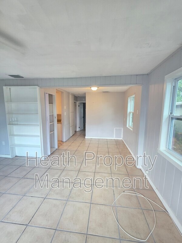 Photo - 6570 70th Ave N