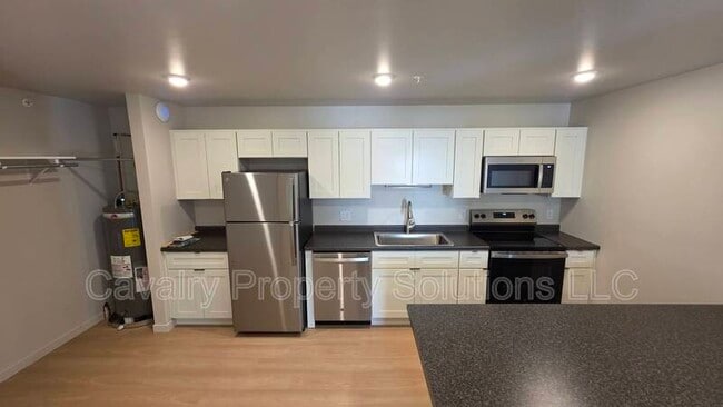 Building Photo - 1221 Commonwealth Ave Unit NEW CONSTRUCTION WITH RENT SPECIALS OPEN NOW Rental