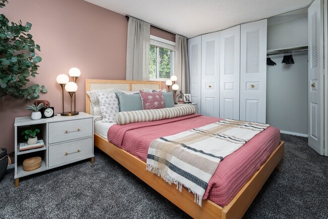 Hunters Court Townhomes