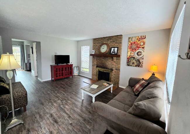 Photo - 7744 Amberfalls Ct