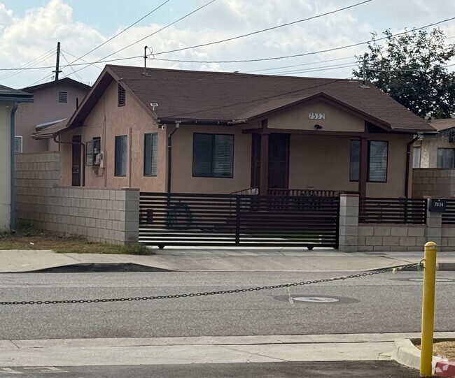 Building Photo - 7532 Fern Ave Rental