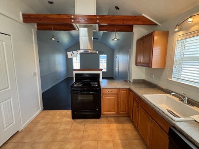 Photo - WELL MAINTAINED 3 BR HOME- COMFORTABLE, AFFORDABLE & GREAT LOCATION