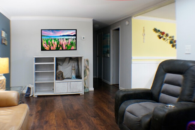Photo - 7479 SE Eagle Ave