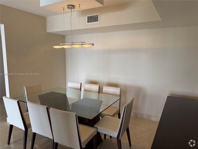Building Photo - 7000 Island Blvd Unit 2403 Rental