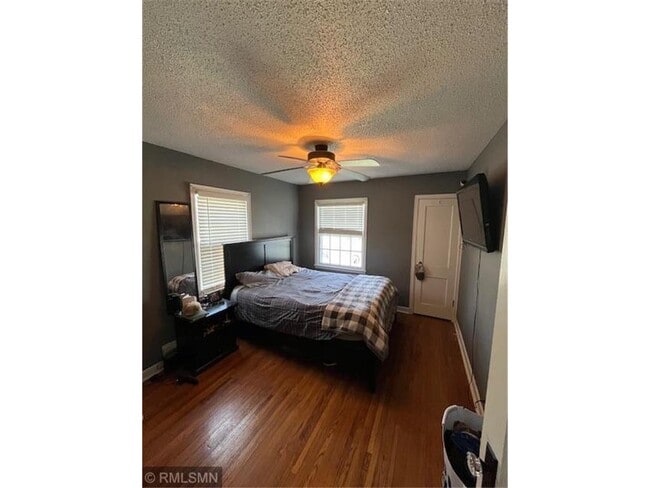 Photo - 178 6th St N