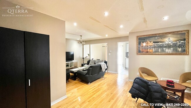 Photo - 66 Echoridge Dr