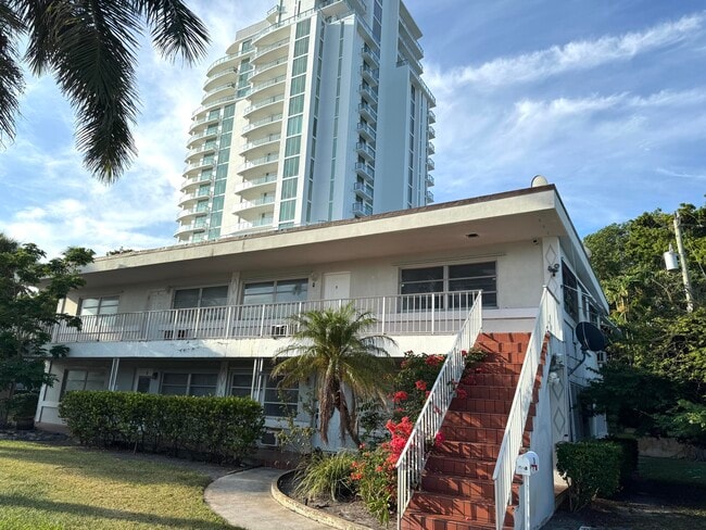 Building Photo - 4800 N Flagler Dr Unit 3