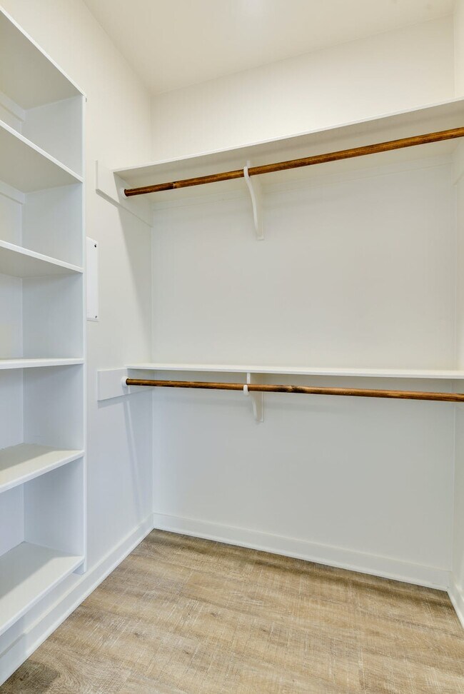 Walk-in closet