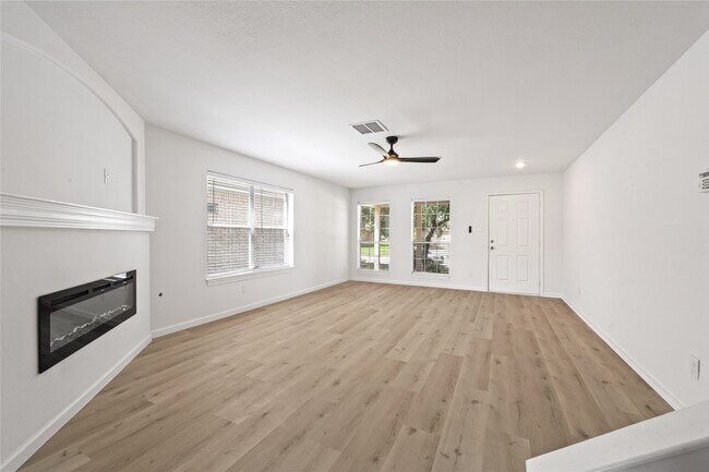22511 Sweetglen Ct