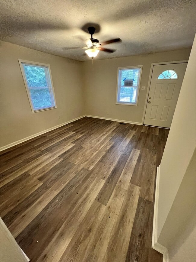 Photo - 1522 Aiken Ave