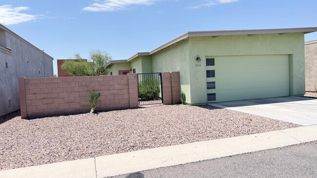 Photo - 3026 N Dasylirion Dr