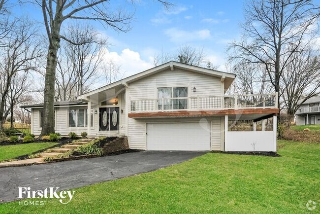 Building Photo - 7 St Valery Ct Rental