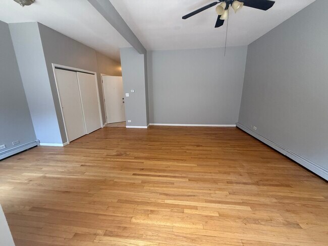 Photo - 368 E 59th St Unit 1