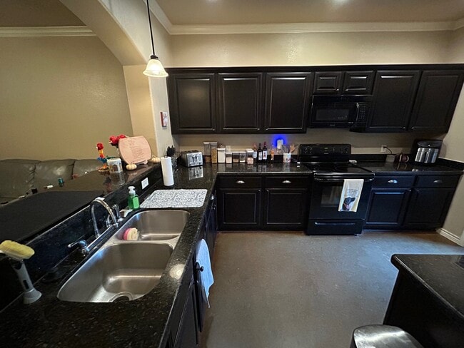 Photo - 3332 Travis Cole Ave