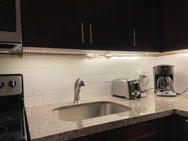 Photo - 2426 SE 17th St Unidad 208