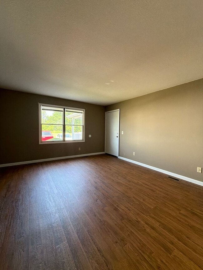 Photo - 218 Stonewall Ct Unit APT. 2