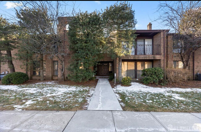 Building Photo - 284 Willowbrook Dr Unit 284 Willowbrook Dr Rental