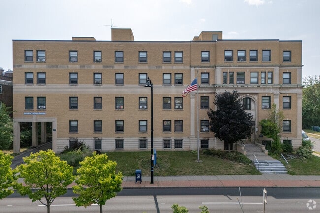 Photo - St. Clare Apartments