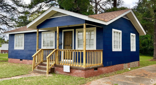 Building Photo - 1311 Fernwood Dr Rental