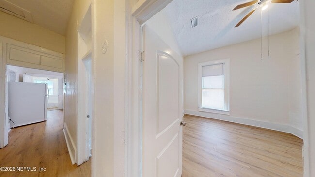 Photo - 2324 Moncrief Rd