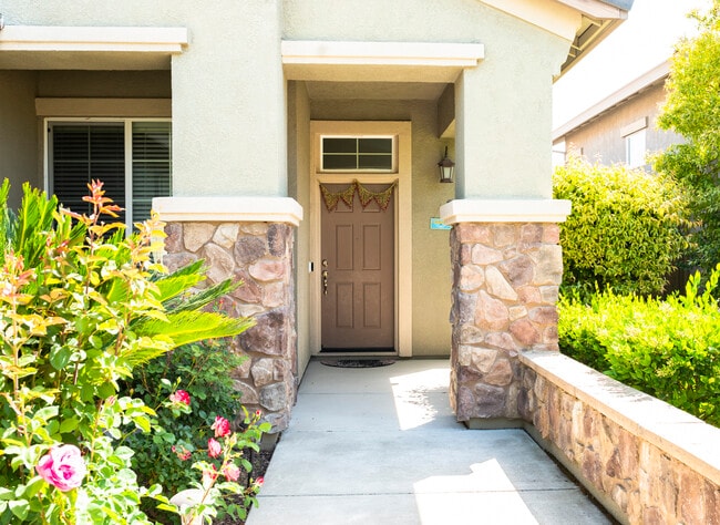 Photo - 1964 Horseshoe Glen Cir