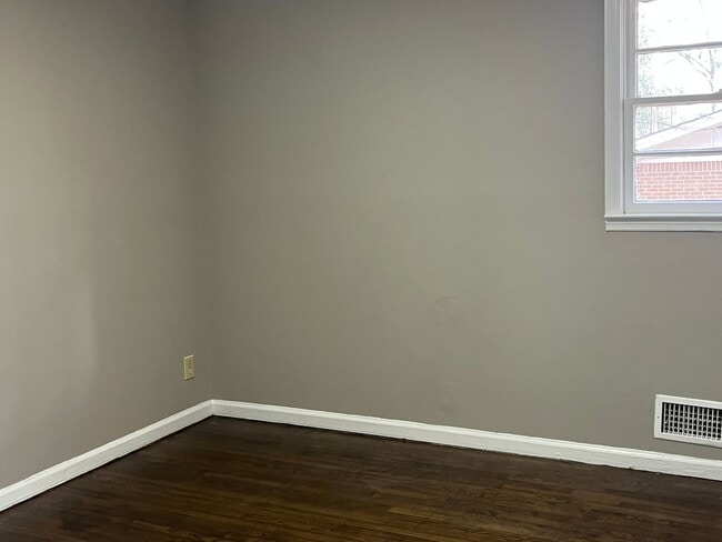 Photo - 2 Bedroom 1 Bath Duplex