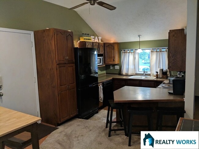 Photo - Charming and cozy 2 bedroom 1 bathroom