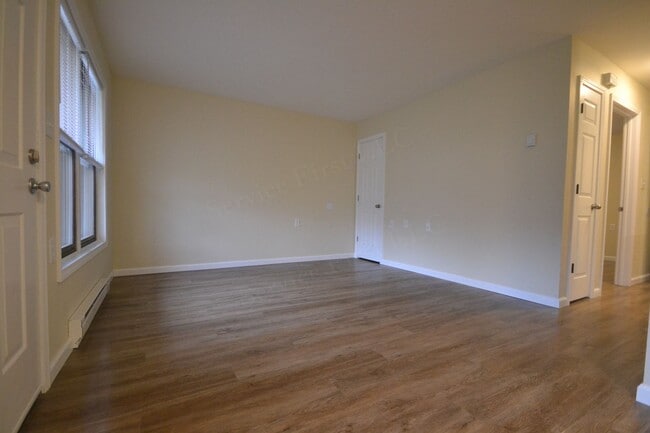Photo - Sommerfield Apartments Unit 12