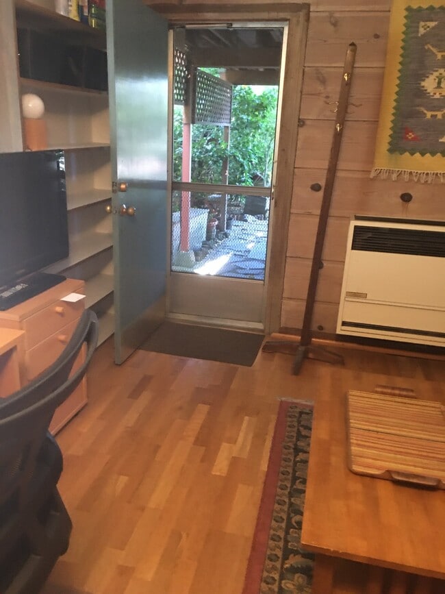 Photo - 237 Colusa Ave