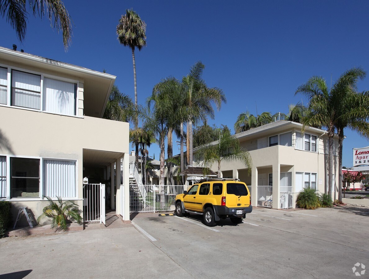 Photo - Loma Manor Apartments