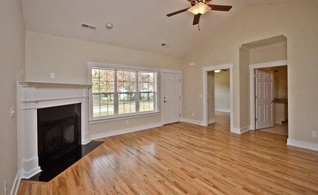 Photo - Townhouse walking distance to Black Mountain available now!