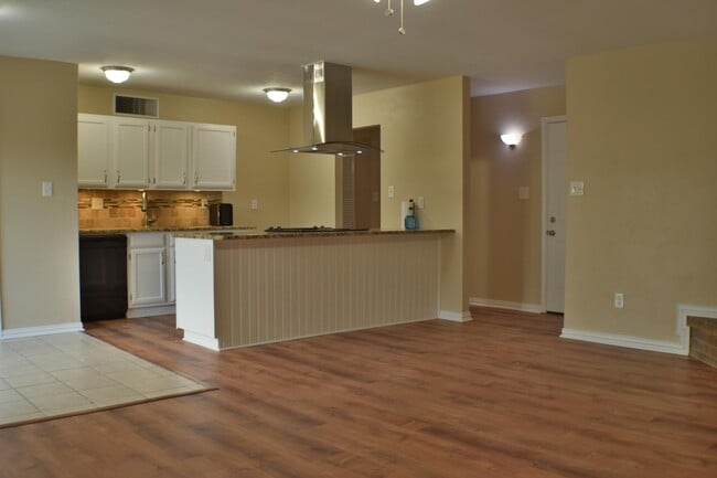 Living Room - 5556 Ragan Dr