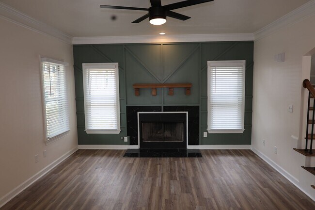 Photo - 3 Bedroom Single Family Home (Newly Renova...