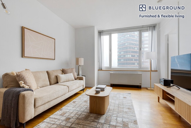 Building Photo - 635 W 42nd St Rental