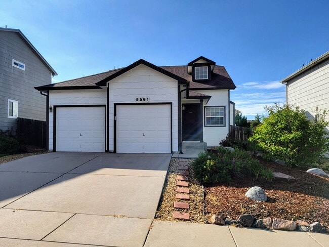 Building Photo - 5561 Prairie Schooner Dr