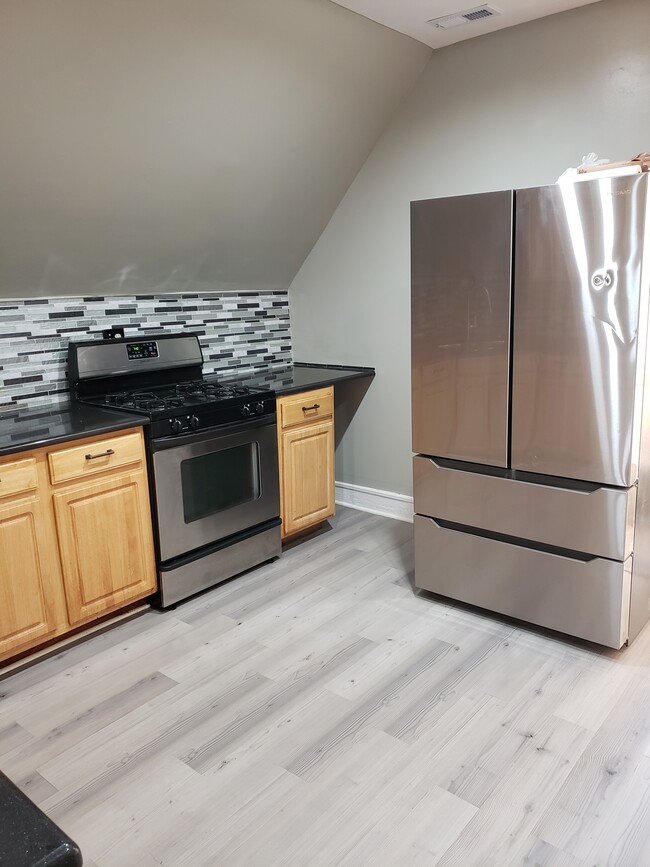 Photo - 938 N Parkside Ave Unidad Parkside/Augusta 2nd fl