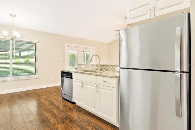 Photo - 15528 Hidden Lake Cir