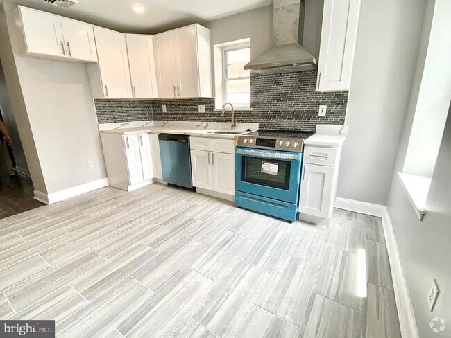 Building Photo - 1618 Fitzwater St Rental