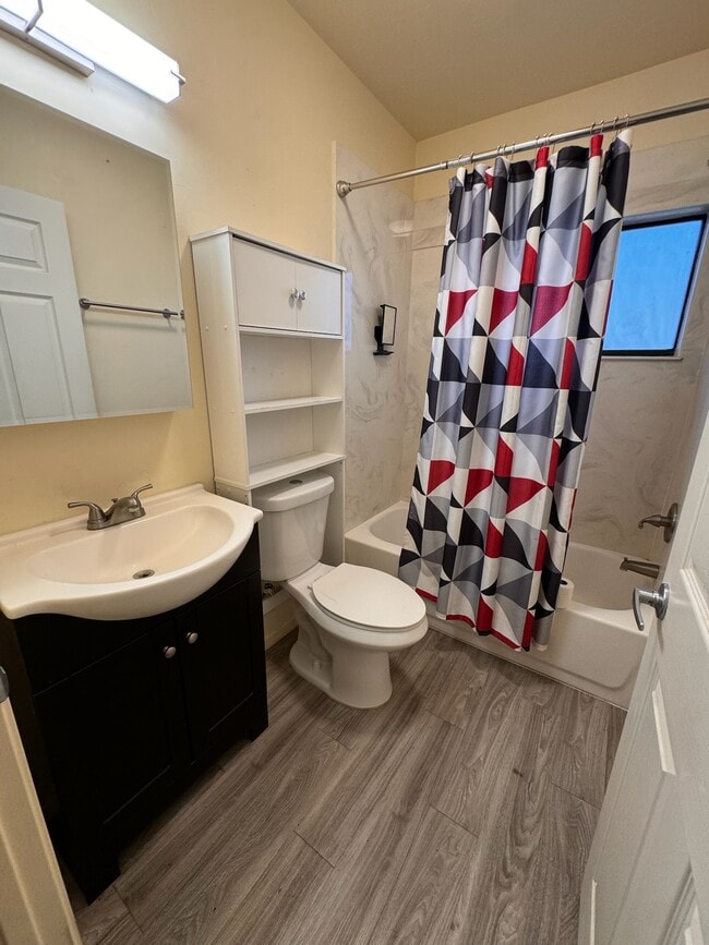 Photo - 4137 E Fairmount St