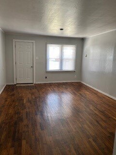 2 bedroom, 1 bath duplex. - 2 bedroom, 1 bath duplex. Apartment Unit Gibson