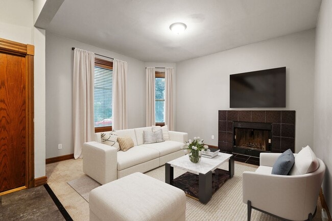 Building Photo - Maryland Lower near UWM