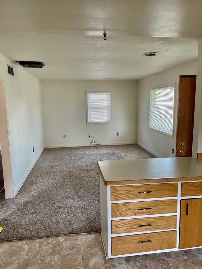 Photo - 2704 8th Ave N