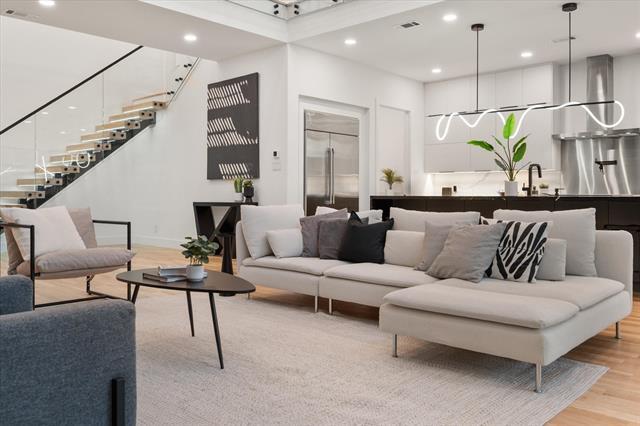 Photo - 3739 Rockdale Dr