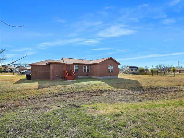 707 Doris Ln